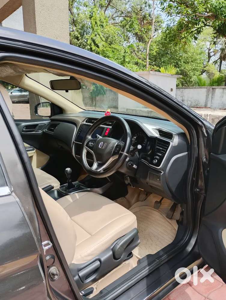 Honda City Petrol 2014 Variant