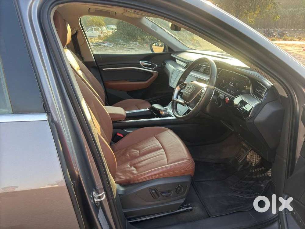 Audi E-tron 55, 2021, Electric