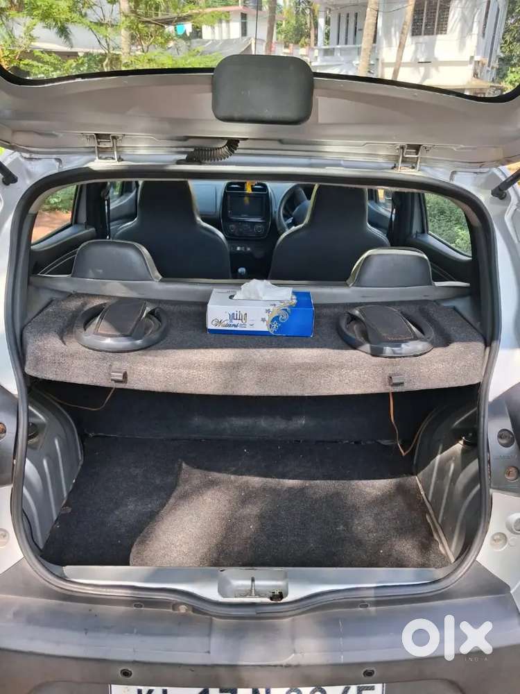 Renault Kwid 2016 Car.  Second Key Available