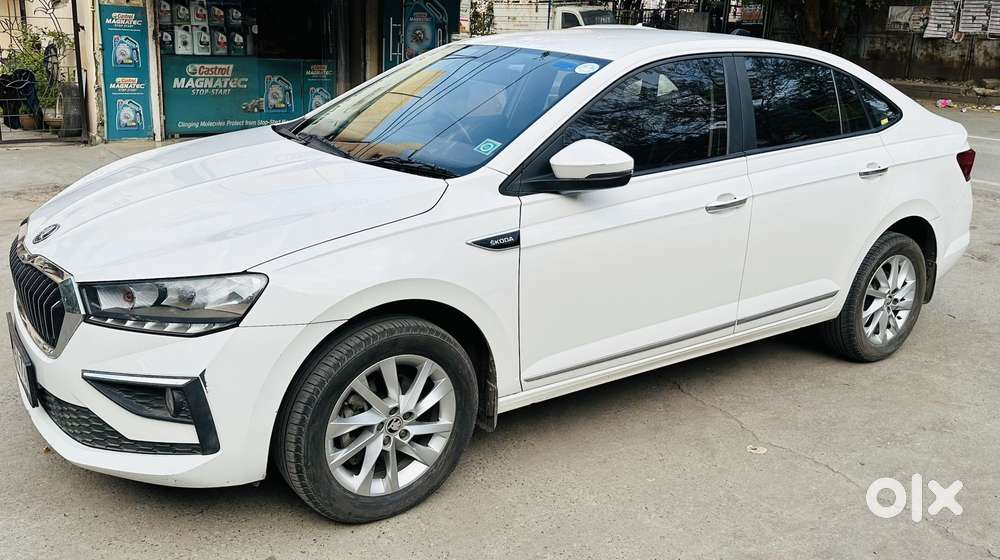 Skoda Slavia Ambition 1.0l Tsi Mt, 2024, Petrol