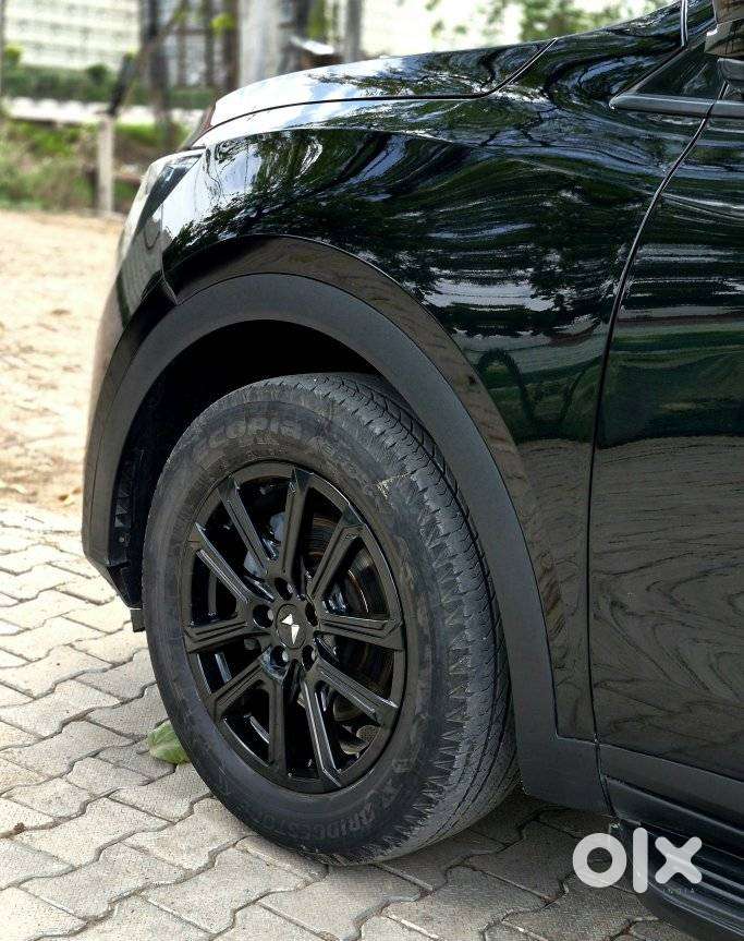 Mahindra Xuv700 2.2 Ax 7 Diesel At Str, 2024, Diesel