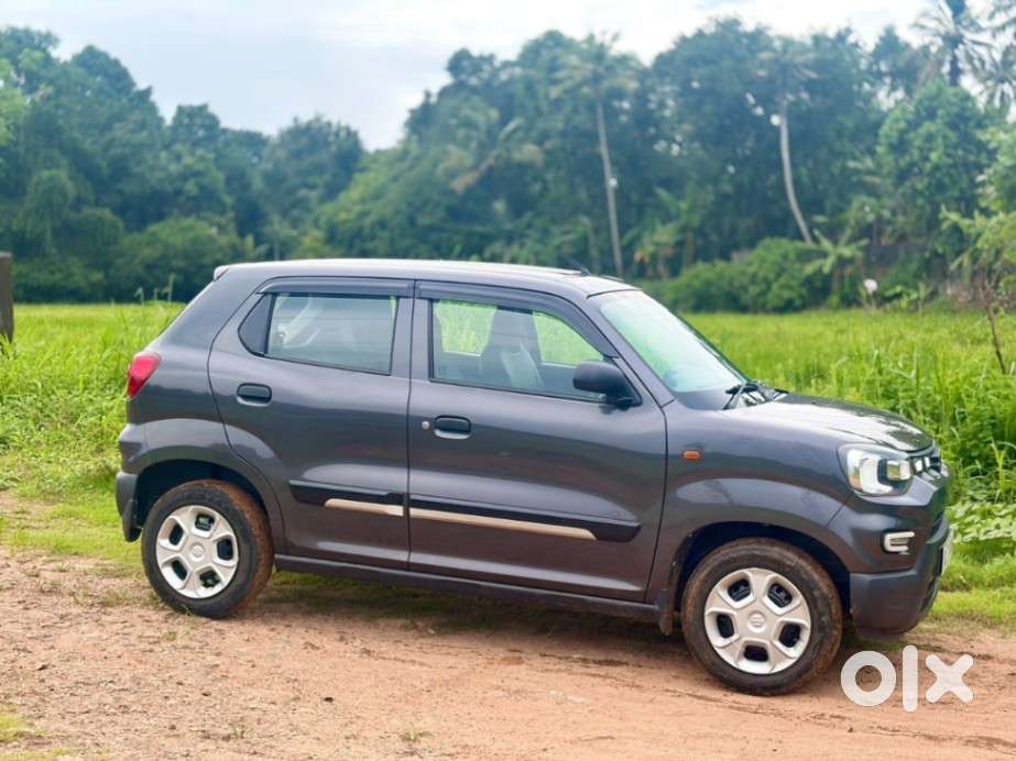 Maruti Suzuki S-presso Vxi Opt, 2022, Petrol