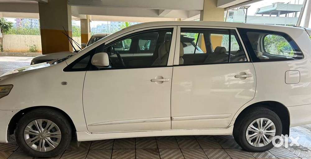 Toyota Innova 2.5g Diesel  Excellent Condition  Single Owner
