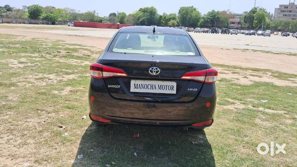 Toyota Yaris G Cvt, 2022, Petrol