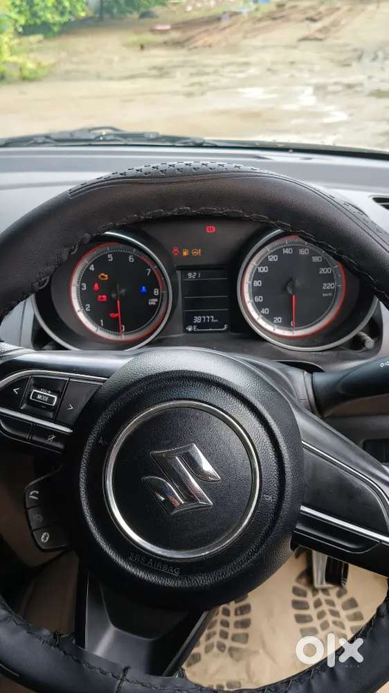 Maruti Suzuki Swift Vxi 2021