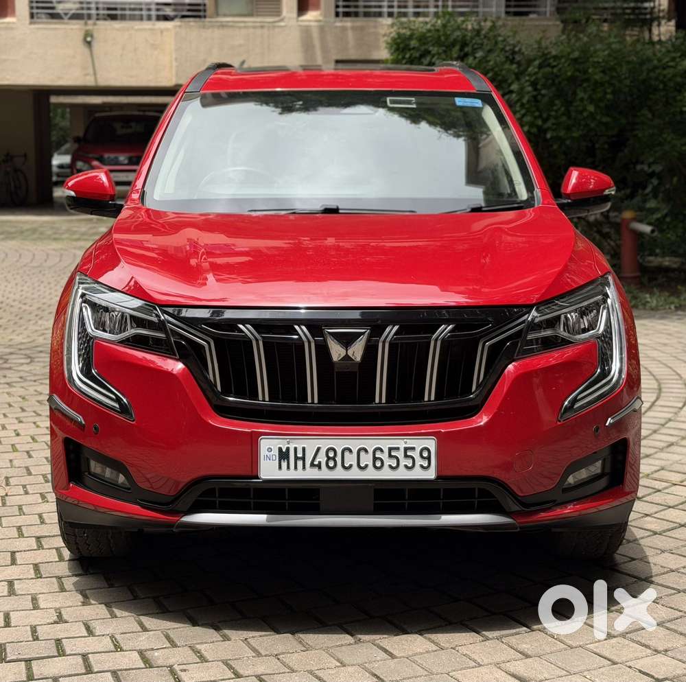 Mahindra Xuv700 2.0 Ax 7 Petrol Mt Str, 2022, Petrol