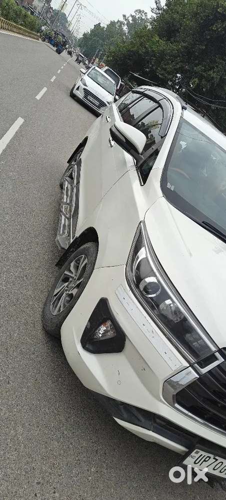 Toyota Innova Crysta 2.4 V 8 2022
