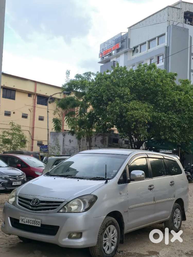 Toyota Innova 2009 Diesel Well Maintained