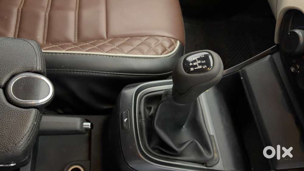 Tata Altroz 1.2 Xe, 2021, Petrol