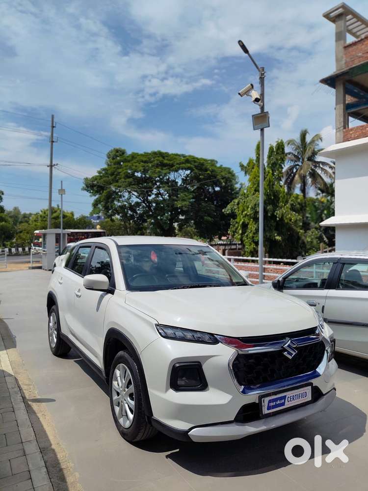 Maruti Suzuki Grand Vitara 1.5 Delta Smart Hybrid At, 2023, Petrol