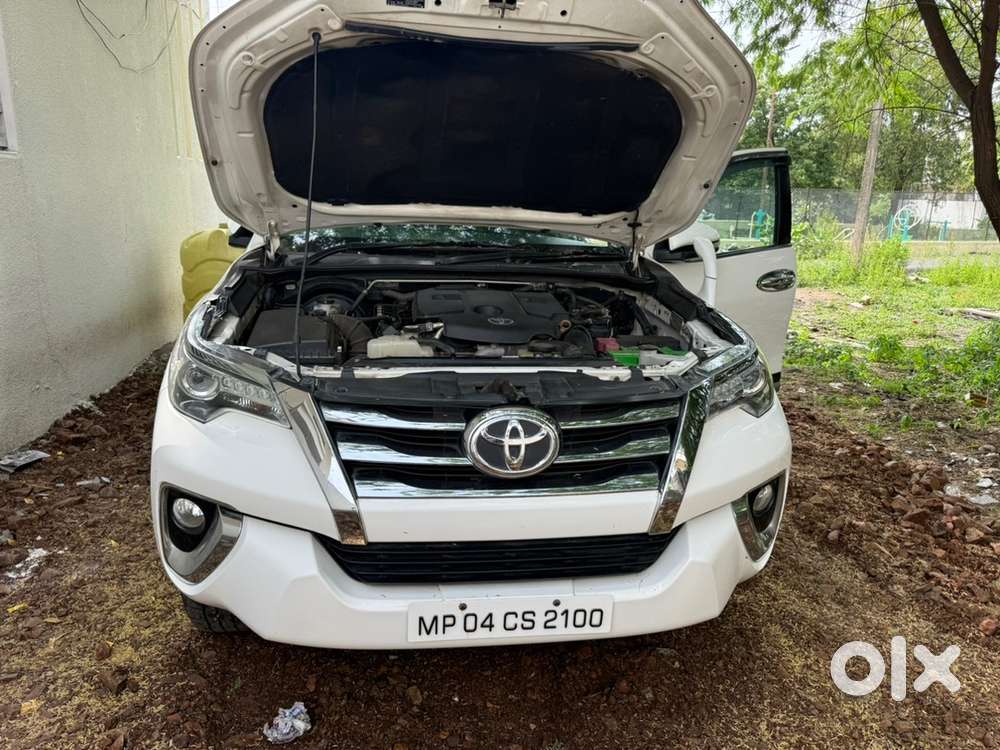 2017 Toyota Fortuner Legender