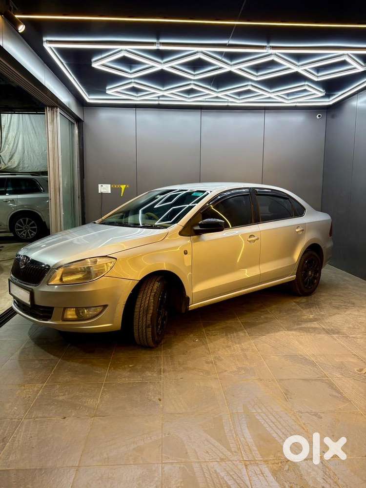 Very Well Maintained Skoda Rapid Automatic
