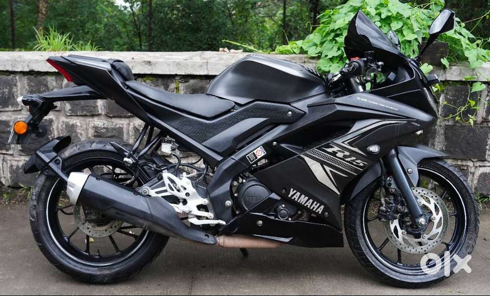 Black R15 V2 Top Speed And Mileage Yamaha R15 V3 First Ride Photos - Main Image