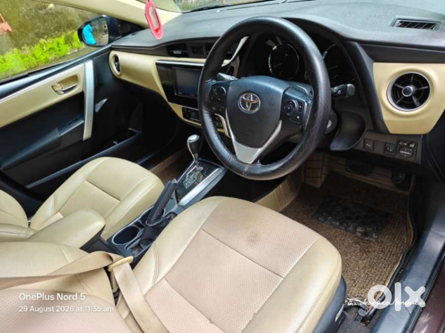 Toyota Corolla Altis 1.8 G Cvt, 2017, Petrol