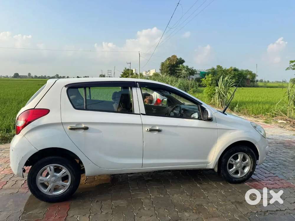 Hyundai I20 Sportz 2011