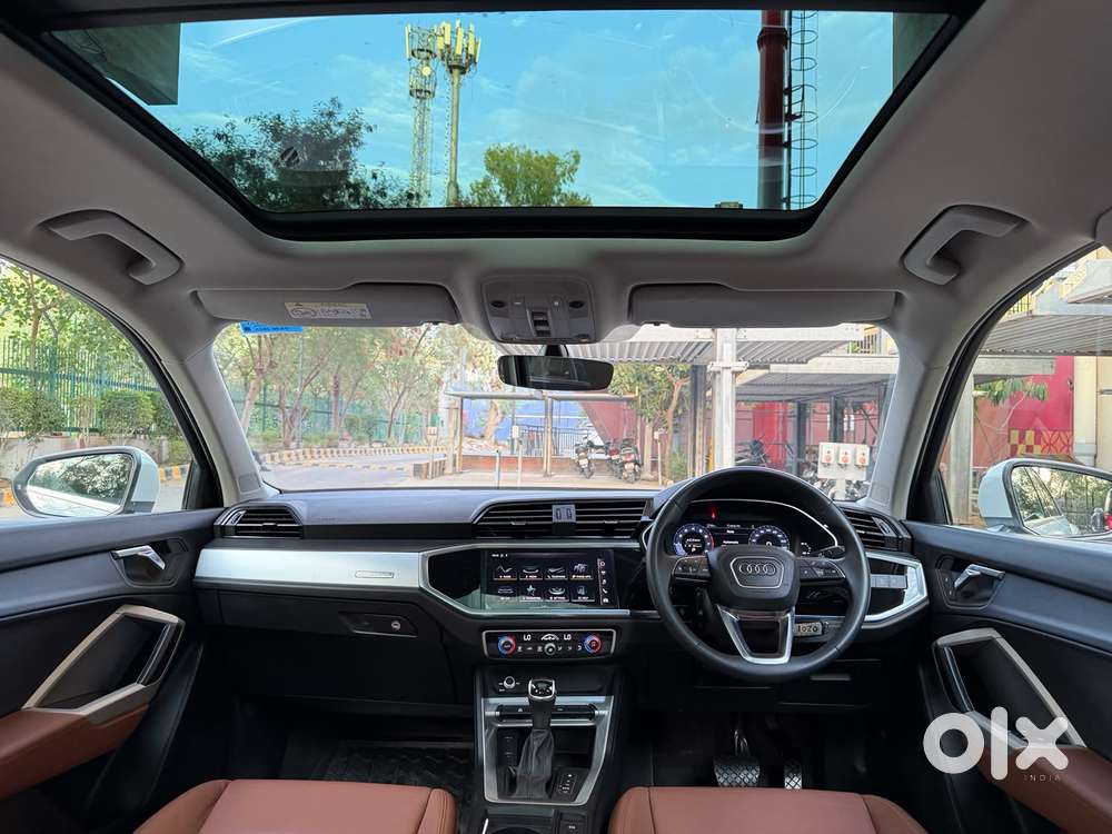 Audi Q3 40 Tfsi Premium, 2023, Petrol