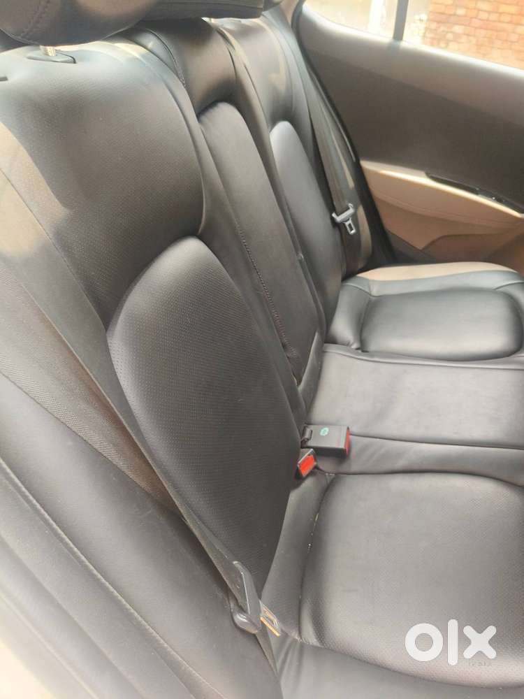 Xcent Sx 1.2 Diseal Top 2017 Model 3rd Owner
