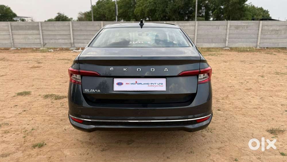 Skoda Slavia 1.0 Tsi Style At, 2023, Petrol