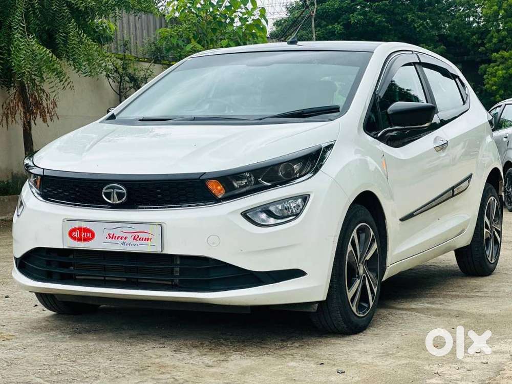 Tata Altroz 1.2 Xt, 2023, Petrol