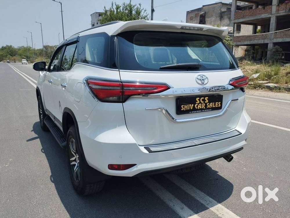 Toyota Fortuner 4x2 At 2.7 Petrol, 2023, Petrol