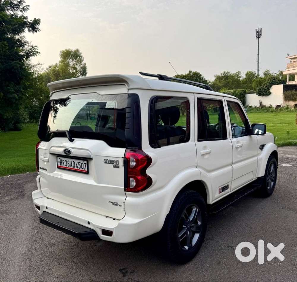Mahindra Scorpio S7 120, 2018, Diesel