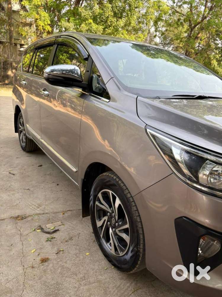 Toyota Innova Crysta G 8 Str, 2022, Diesel