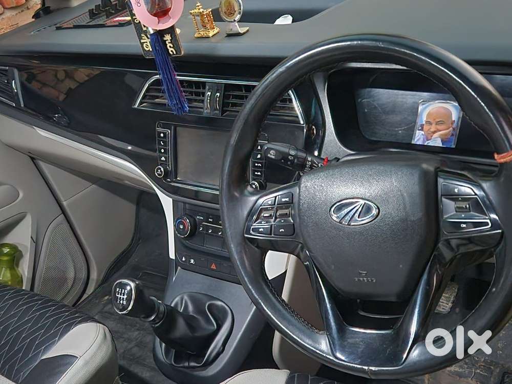 Mahindra Marazzo M6, 2018, Diesel