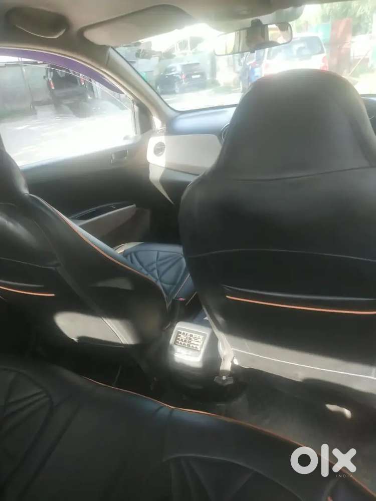 Hyundai I10 2014 Petrol 102000 Km Driven