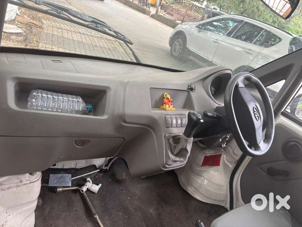 Mahindra Global Pik Up, 2021, Petrol