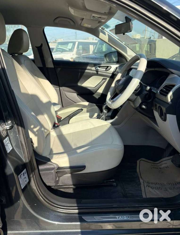 Volkswagen Taigun 1.0 Tsi Highline At, 2022, Petrol