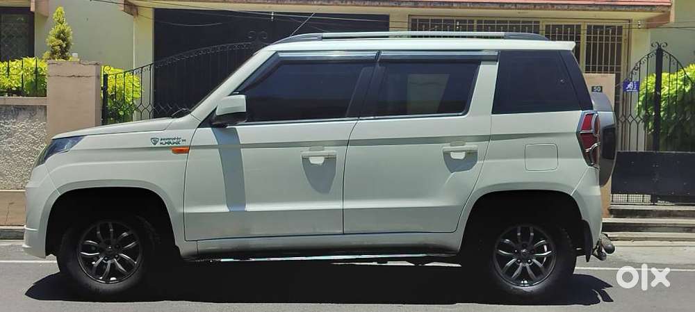 Mahindra Tuv 300 T10, 2020, Diesel
