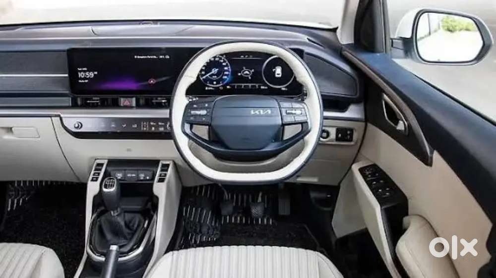 Brand New Unregistered 2025 Kia Carens Clavis– 0% Interest & Zero Down