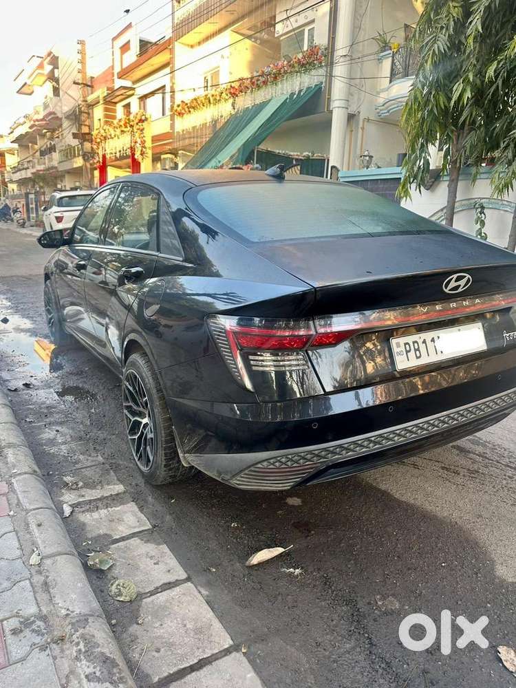 Hyundai Petrol Manual 2023