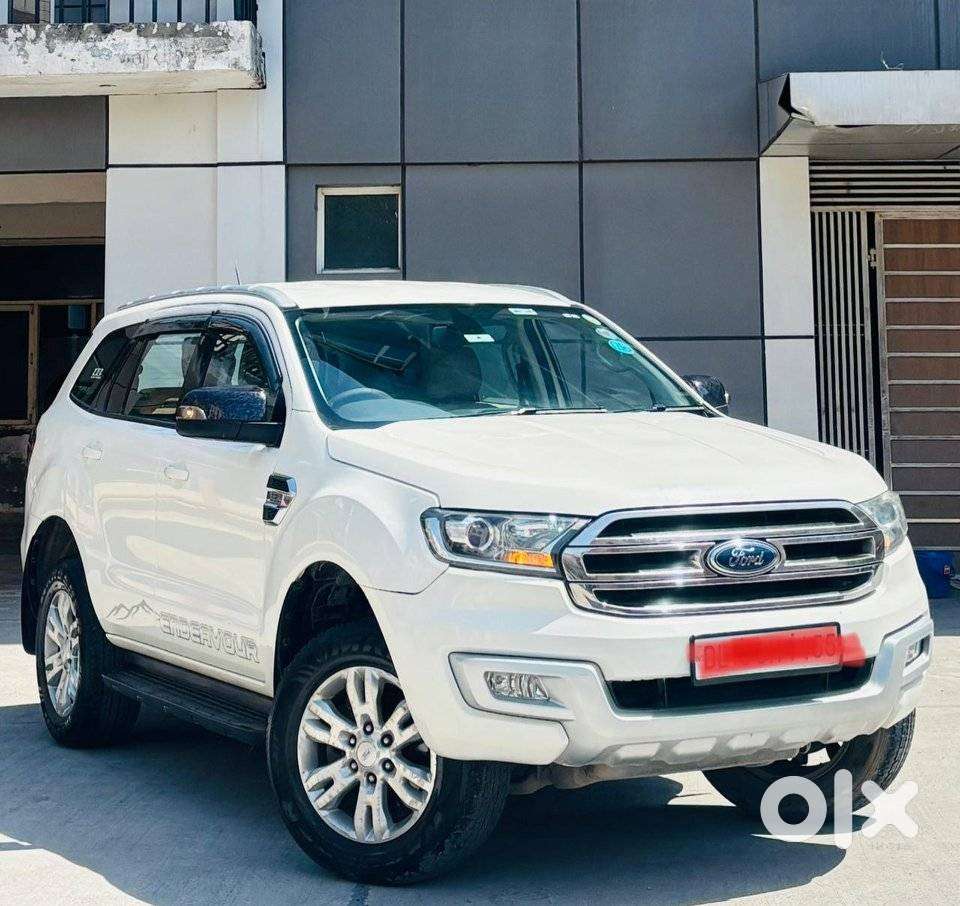 Ford Endeavour 2.2 Titanium At 4x2, 2016, Diesel