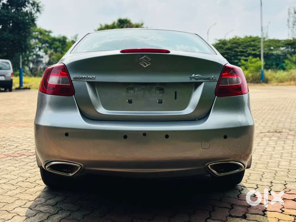 Maruti Suzuki Kizashi, 2012, Petrol