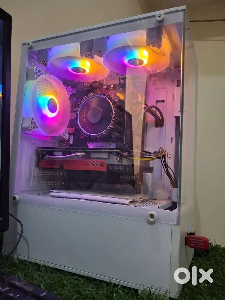 1 Year Used Gaming PC (Mint Condition)