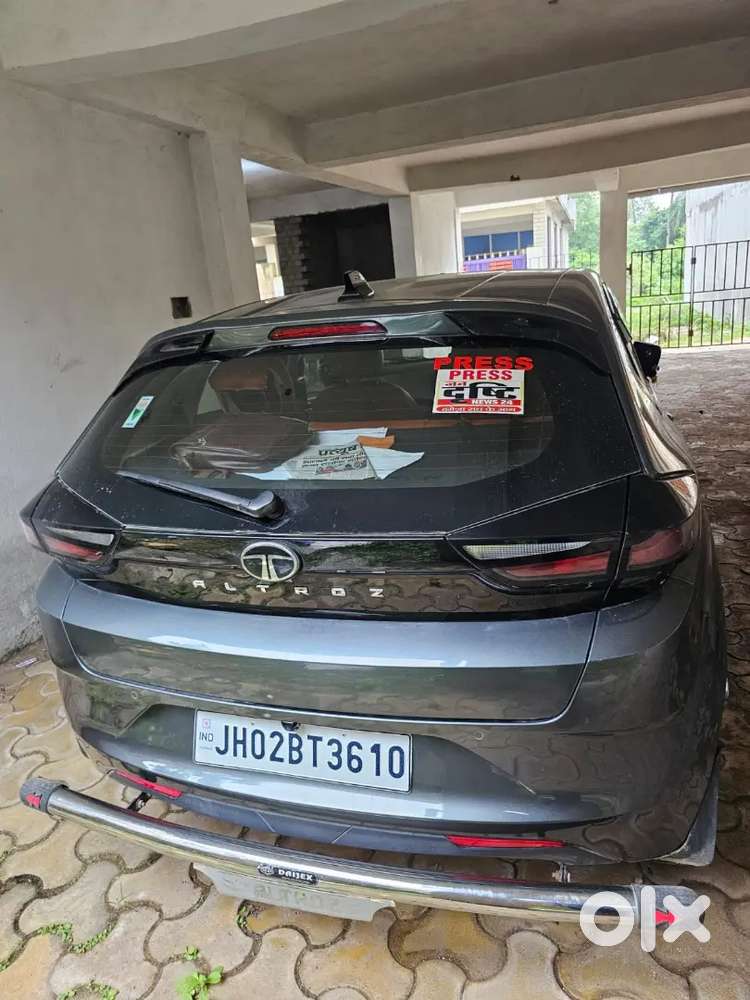 Tata Altroz 1.2 Xz Petrol Manual 2025