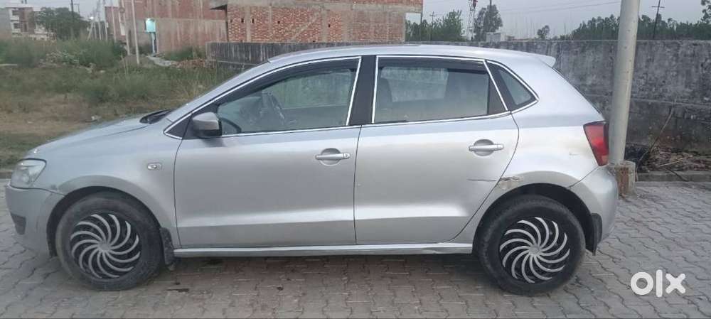 Volkswagen Polo 2011 Year   Urgent Sale  Contect