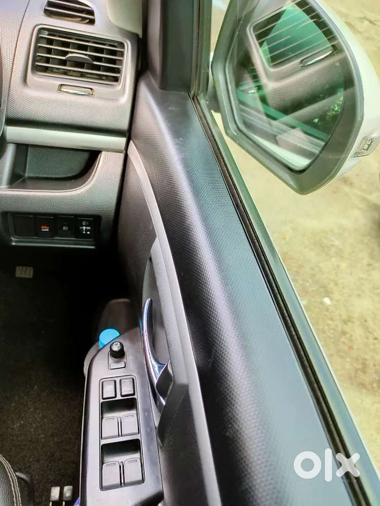 Maruti Suzuki Swift Vxi 2017