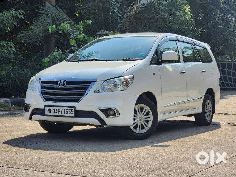 Toyota Innova 2.5 G (diesel) 8 Seater, 2015, Diesel
