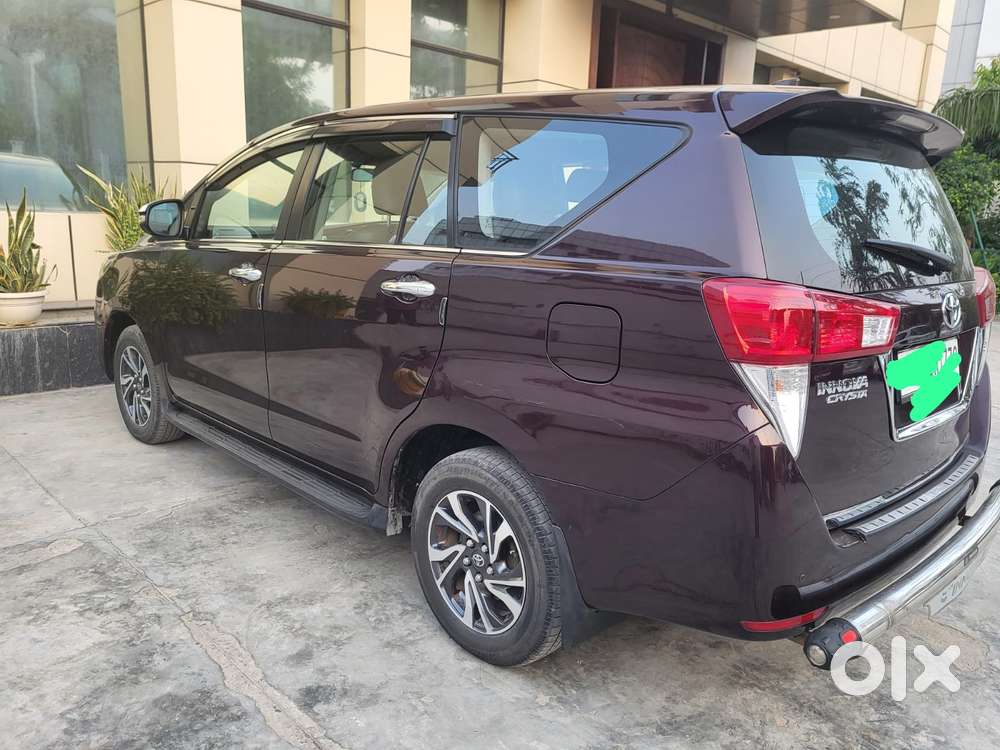 Toyota Innova Crysta 2.4 V 7 Str, 2022, Diesel