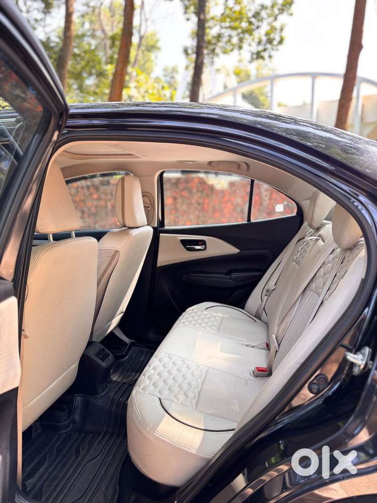 Maruti Suzuki Dzire 1.2 Zxi Plus, 2025, Petrol