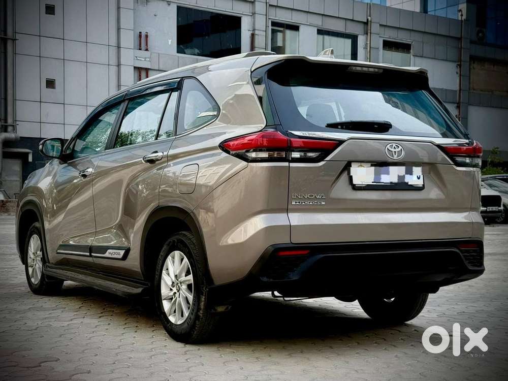 Toyota Innova Hycross 2.0 Gx 7 Str, 2025, Petrol