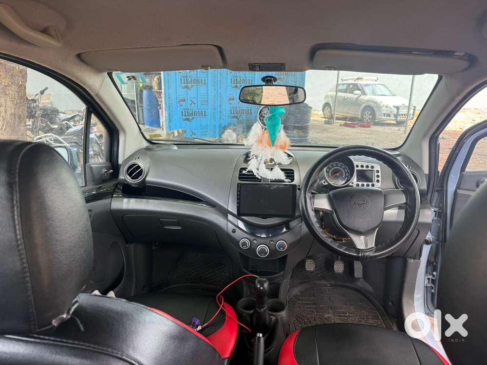 Chevrolet Beat Petrol 2011