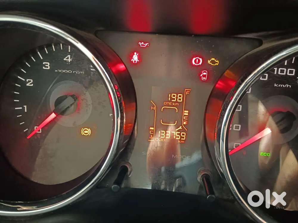 Mahindra Tuv 300 2019 Diesel 133700 Km Driven