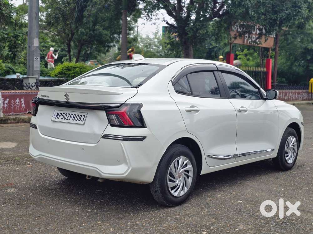 Maruti Suzuki Dzire Vxi Ags, 2024, Diesel