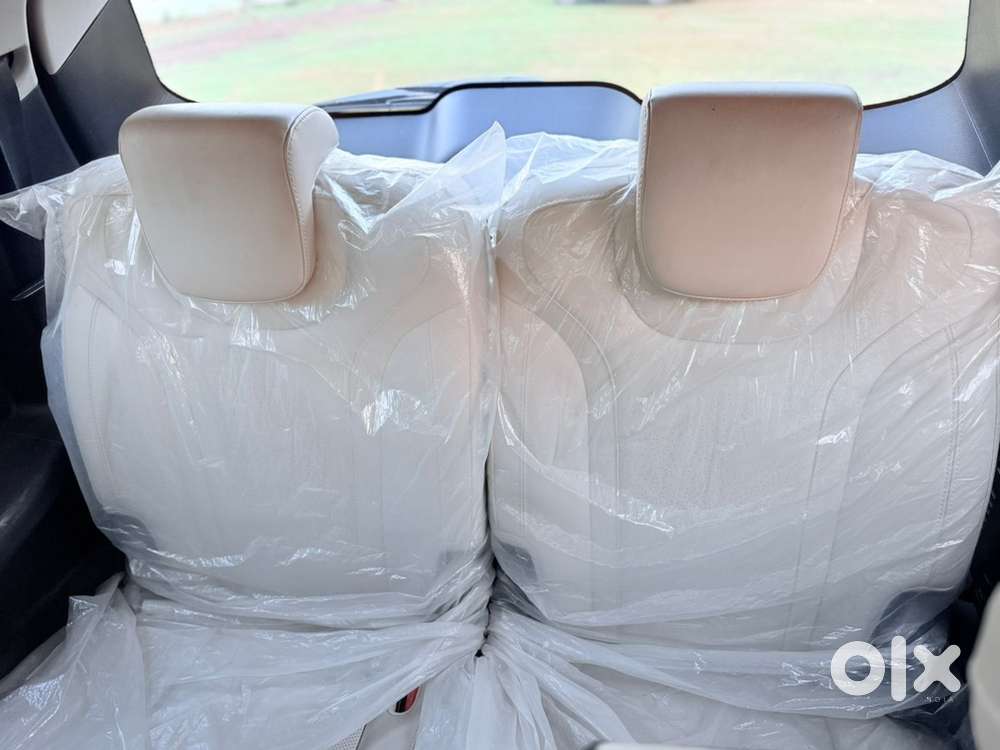 Mahindra Xuv 700 Ax7l 2023 Model