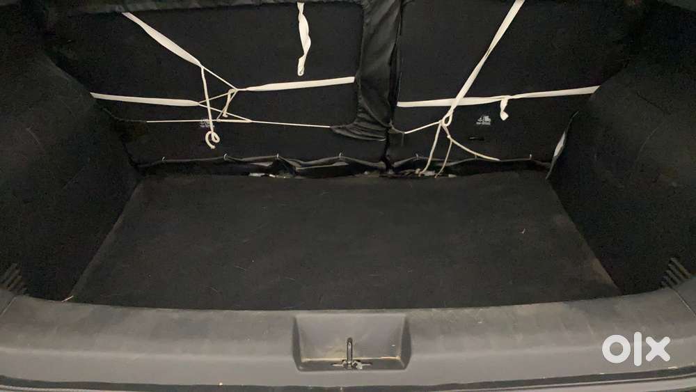 Nissan Magnite Kuro Edition 1.0 Petrol Mt, 2025, Petrol