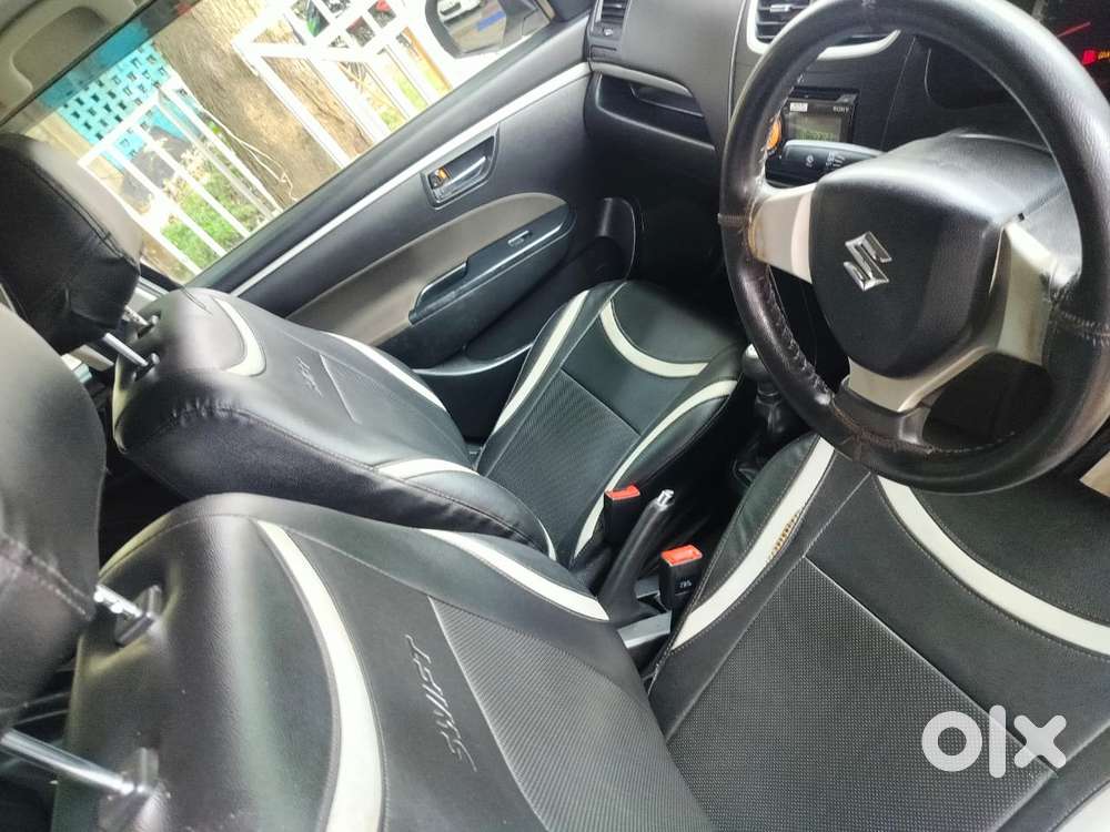 Maruti Suzuki Swift Vxi 1.2 Abs Bs-iv, 2013, Petrol
