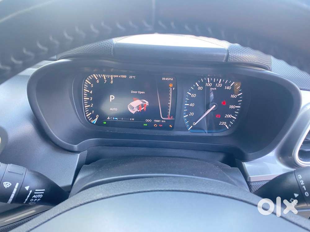 Tata Altroz Petrol 2022